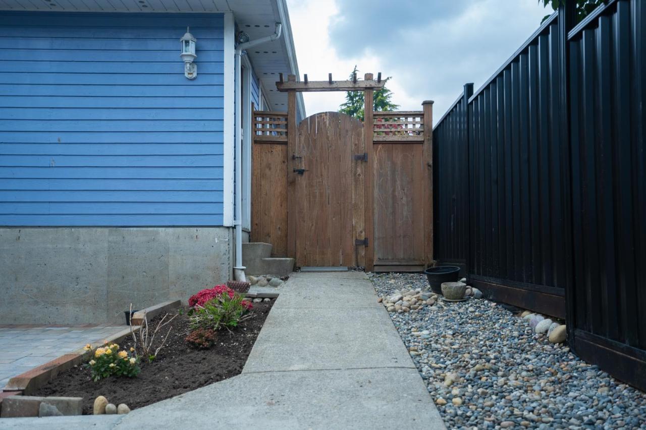 Lovely 1Br Secondary Suite With Separate Entrance ニューウエストミンスター エクステリア 写真