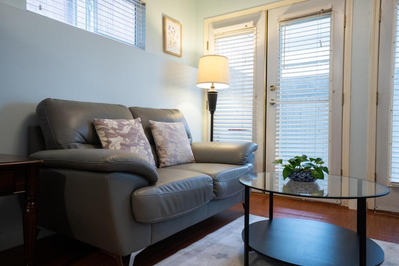 Lovely 1Br Secondary Suite With Separate Entrance ニューウエストミンスター エクステリア 写真